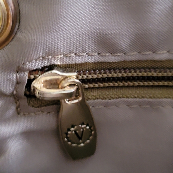 VINTAGE VALENTINA Black Leather Shoulder/Crossbody Bag with Chain Handle - Picture 9 of 14